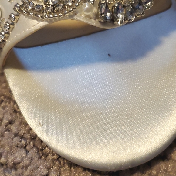 Betsey Johnson block heels - Picture 8 of 9